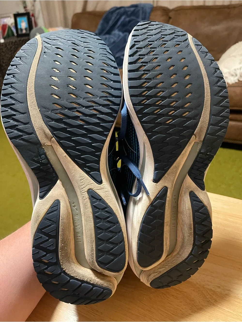 Mizuno Wave Rider 28, Blue/White Men’s Size 13 Running